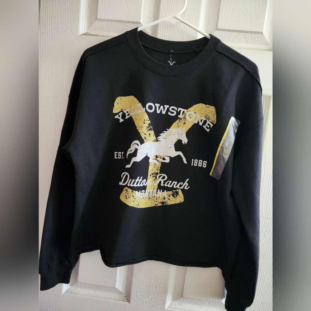 NWT Yellowstone Dutton Ranch sweatshirt